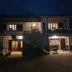 https://dimorafelice-sarteano.it-tuscanyhotel.com